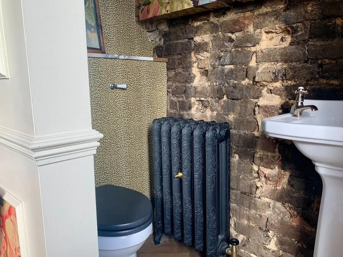 Luxury Town House In The Heart Of Clapton London Apartment